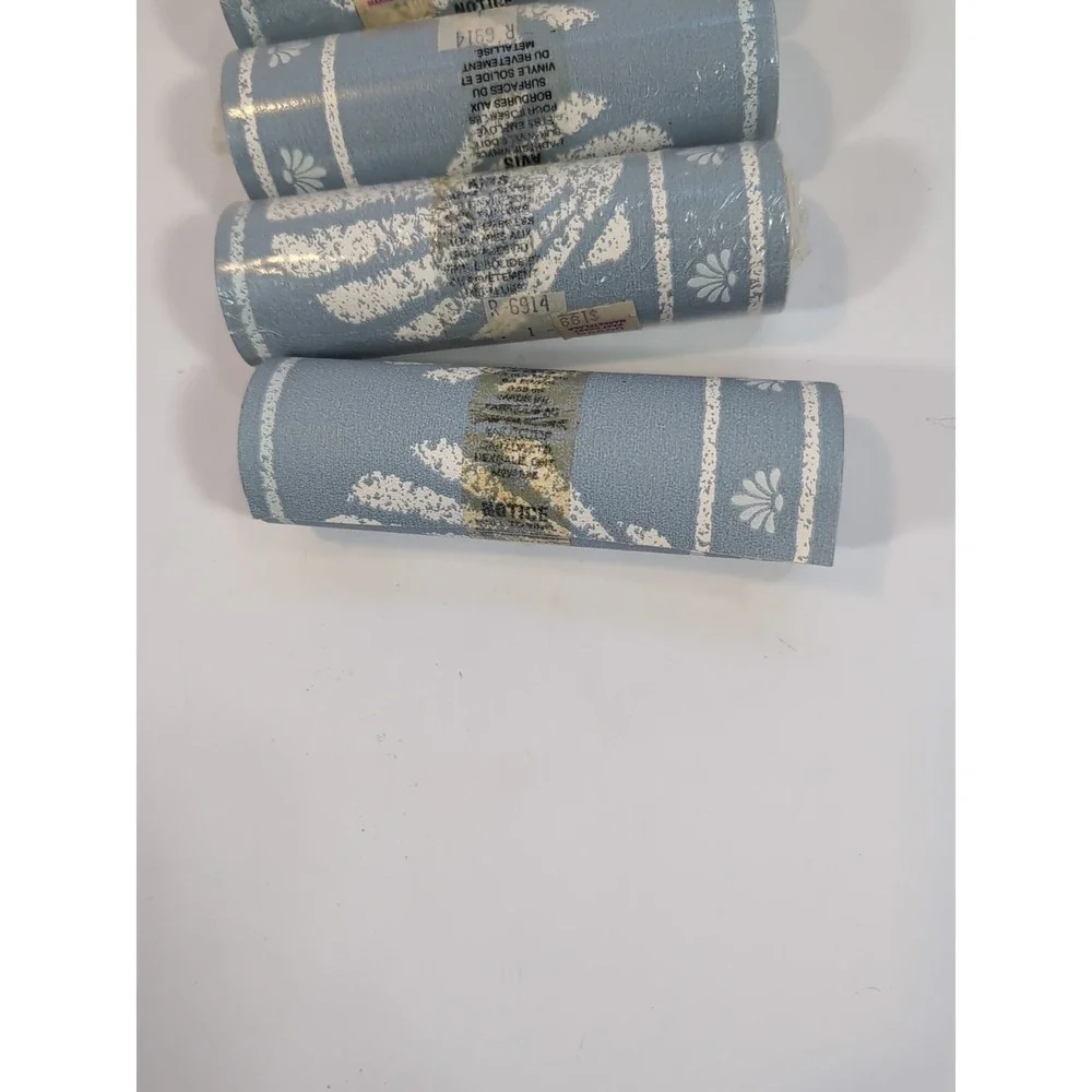 Beach Coastal Seashell Wallpaper Border Blue Gray White 15' L x 5 1/8
